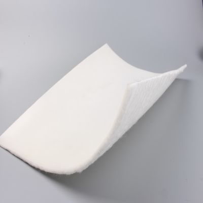 0Geomembrana composta de HDPE de espessura de.2-3 mm para aplicações impermeáveis e duráveis