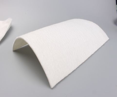 Geomembrana composta de HDPE O material final para aplicações impermeáveis e de drenagem