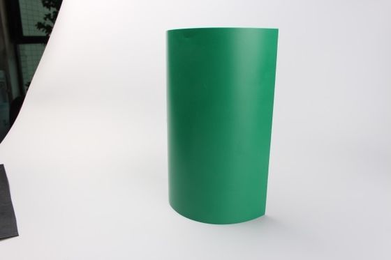 Depósito de Resíduos e Proteção Ambiental Geomembrana lisa de HDPE com conteúdo de preto de carbono de 2,0 a 3,0% e design flexível e durável