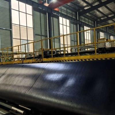 Fácil Construção Colocação de inclinação texturizada Geomembrana antiderrapante de 1,0 mm a 2,5 mm para contenção de resíduos