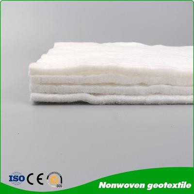 Tecido geotextil de fibras longas multicustomado com resistência a ácidos e álcalis e resistência aos raios UV 70% para infraestrutura global