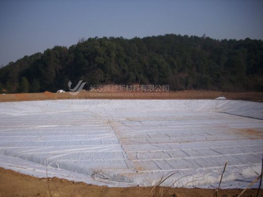 Geotextil de fibras curtas: uma solução de engenharia eficiente e versátil